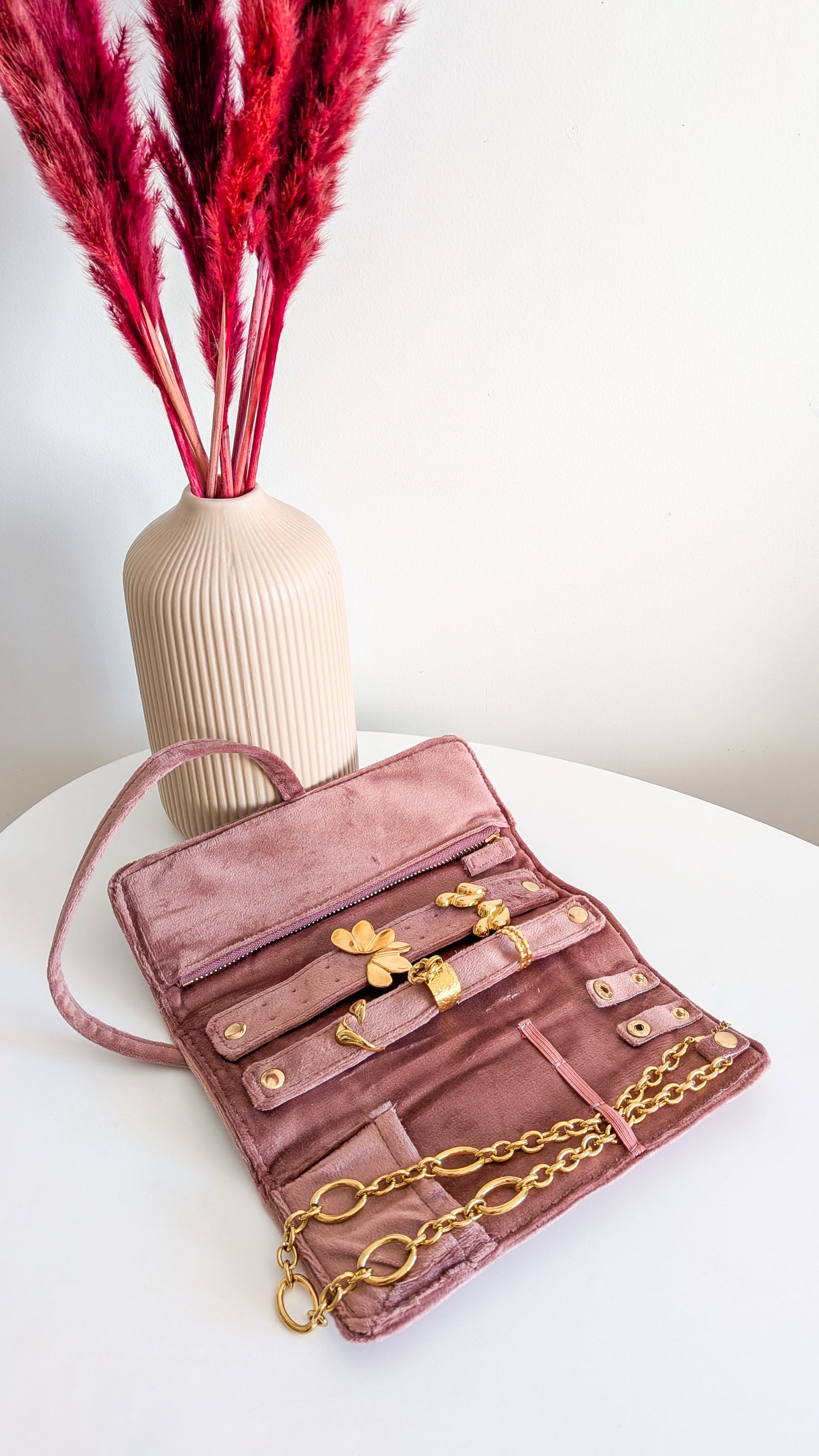 Pochette à bijoux en velours